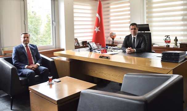 Yüreğirli Gençlere ‘Kafe Kütüphane’