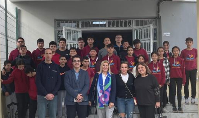Adana 5 Ocak Rotary Kulübünden ''Madde Bağımlılığı'' Semineri