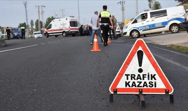 Feci Kaza: 1 Ölü, 4 Yaralı