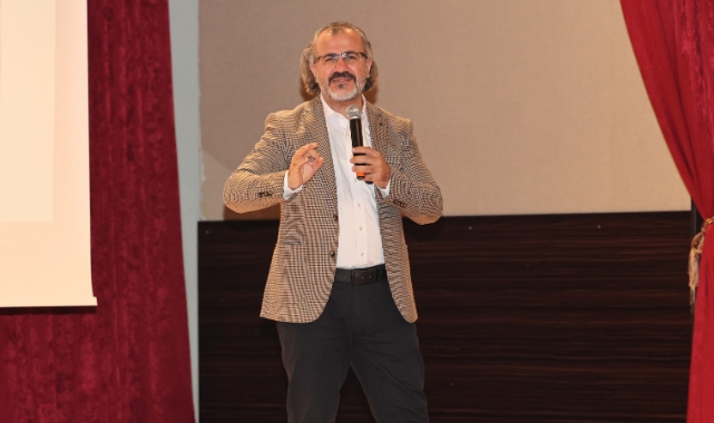 Eğitimci Yazar Sıtkı Aslanhan Adanalılarla Buluştu