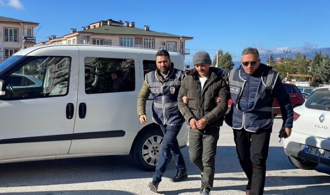 Firari Hırsız Yakayı Ele Verdi
