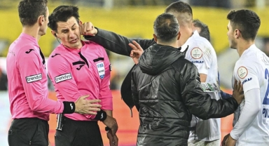 Futbol'da Şiddet!
