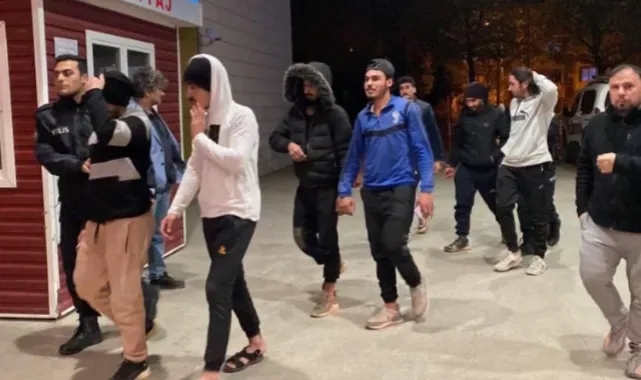 Saklandıkları Adreste Kıskıvrak Yakalandılar