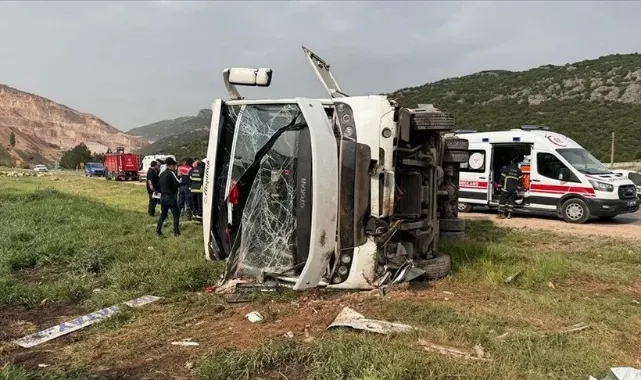 Yolcu Midibüsü Devrildi