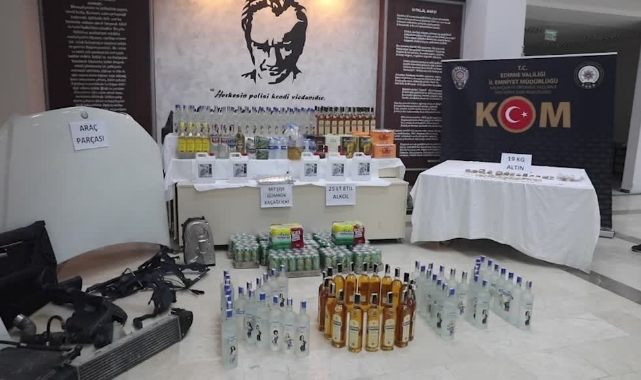 Kaçakçılar Sınır Kapısından Geçemedi