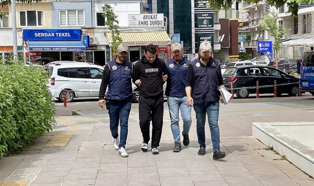 Kırmızı Bültenle Aranan 2 DEAŞ'lı Kırşehir'de Yakalandı