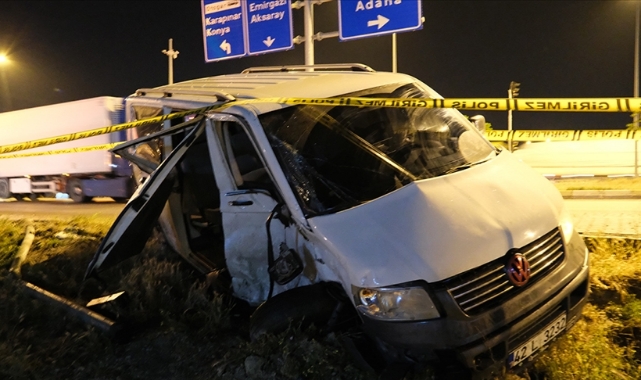 Midibüs Panelvanla Çarpıştı:24 Yaralı