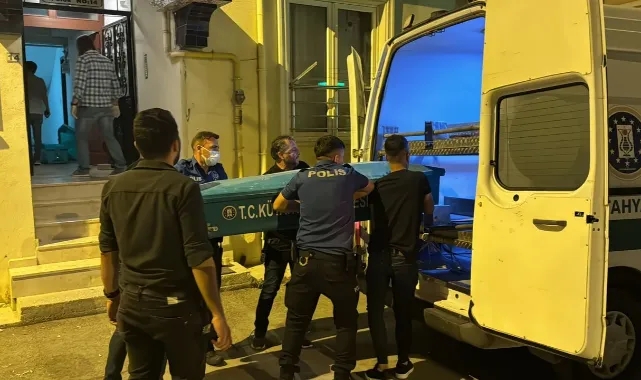 Aile Katliamı! Annesini Öldüren Üvey Babasını Öldürdü
