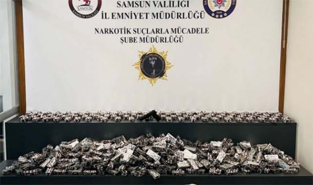 92 Bin 400 Sentetik Ecza Hapı Ele Geçirildi