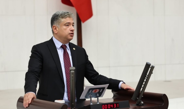 Kısacık:"Bir Annenin Hurda Toplamaya Çıkması Reva Mıdır?''