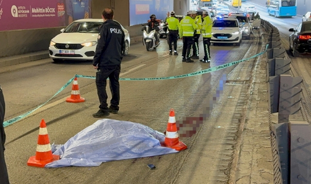 Motosikletli Gencin Feci Ölümü