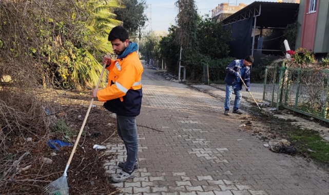 Yumurtalık Belediyesi Temizlik Ekipleri Sahada