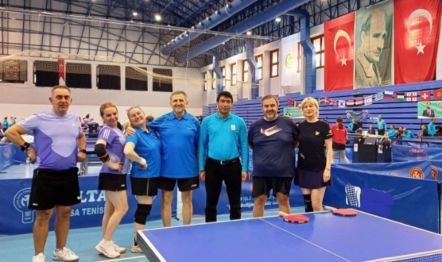 Uluslararası 12. Adana Veteranlar Masa Tenisi Turnuvasına Muhteşem Kapanış!