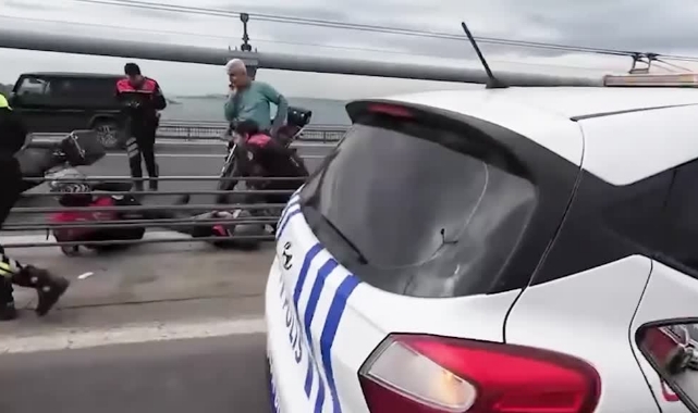 15 Temmuz Şehitler Köprüsünde Kaza:2 Polis Yaralı
