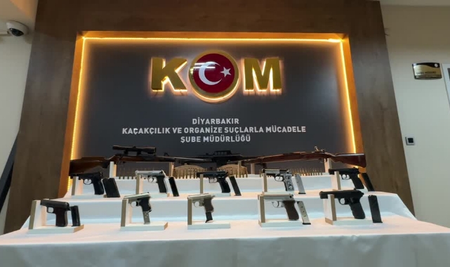 2 İlde Kaçak Silah Operasyonu:17 Gözaltı