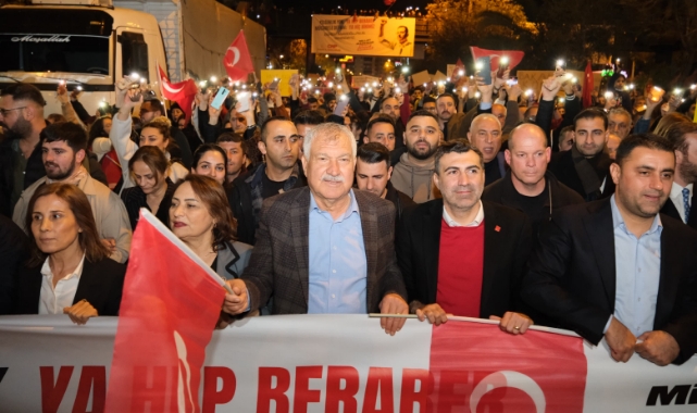 Adana’da Ekrem İmamoğlu’na Destek Yürüyüş ve Mitingleri Sürüyor