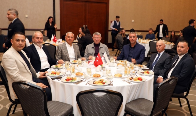 AOSB Ailesi Geleneksel İftar Yemeğinde Bir Araya Geldi