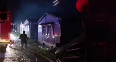 Barakada Yangın Çıktı