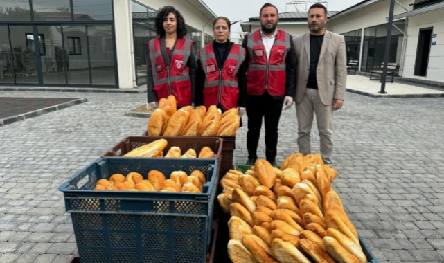 Ceyhan Belediyesi Ramazan Ayında 478 BİN EKMEK DAĞITTI