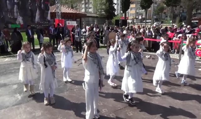 "Minik Yürekler Filistin İçin Duada" Programı Yapıldı
