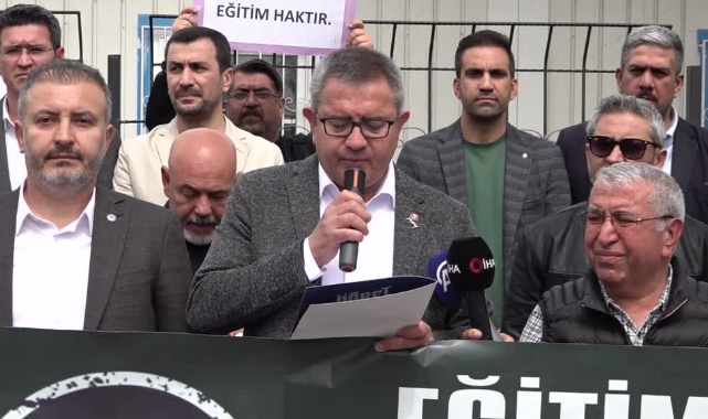 Müdür Yardımcısının Darbedilmesi Protesto Edildi