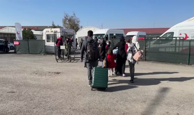 Savaş Sonrası Suriyeliler Bayramı Ülkelerinde Kutlayacak