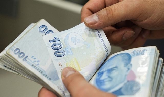 Yaşlı ve Engelli Aylıkları Hesaplara Yatırıldı