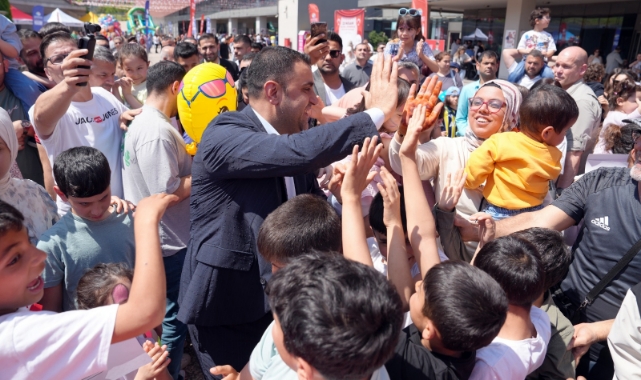 23 Nisan Neşesi Çukurova’yı Sardı