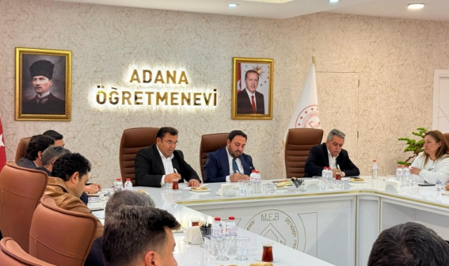 Adana Sağlık Hizmetlerinin Geleceği Masaya Yatırıldı
