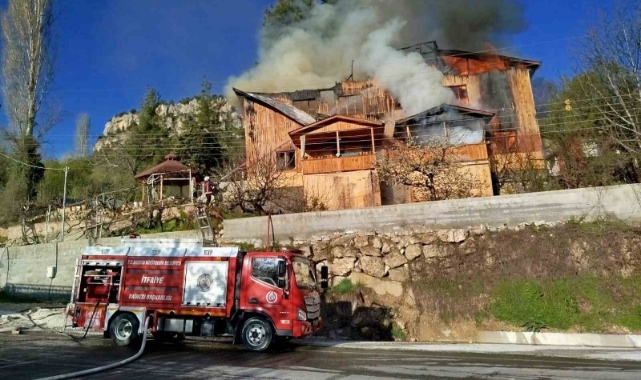 Ahşap Evde Yangın:1 Yaralı