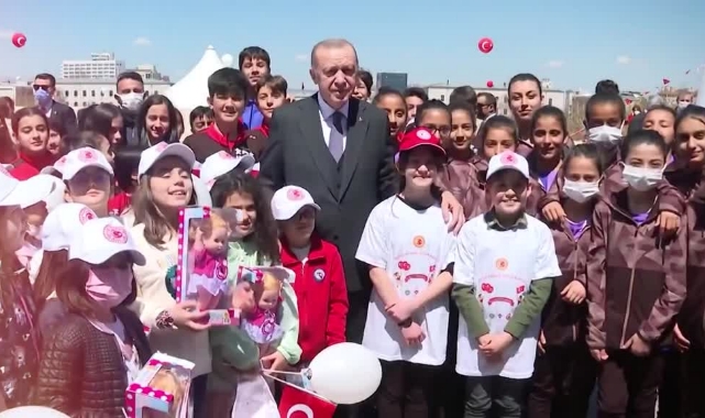 AK Parti'den 23 Nisan'a Özel Video
