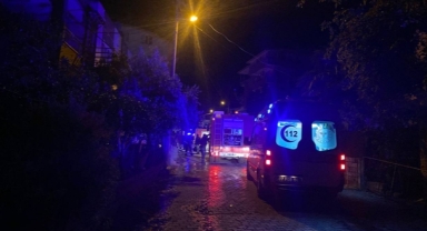 Annesiyle Tartıştı, Evi Ateşe Verdi!