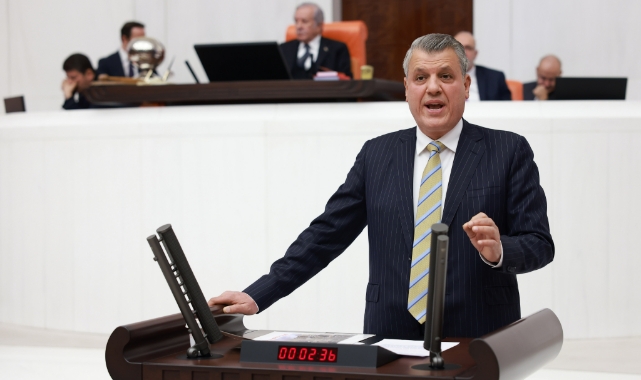 Barut'tan Tepki:''Halkın Coşkun Akan Selini Durduramayacaksınız"
