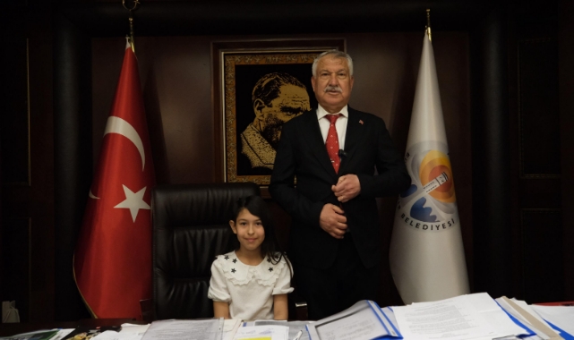Başkan Karalar Koltuğunu Ezgi Neva’ya Teslim Etti