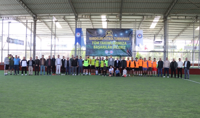 Eğitim-Bir-Sen'in 15. Kardelen Futbol Turnuvası Coşkuyla Başladı