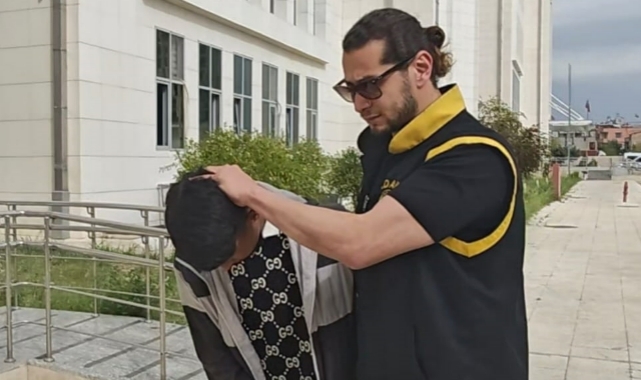 Kız Arkadaşı Yüzünden Katil Oldu!
