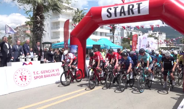 Mersin Uluslararası Bisiklet Turu Başladı
