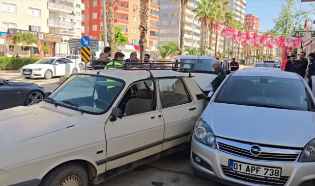 Otomobil İle Hafif Ticari Araç Çarpıştı:2 Yaralı
