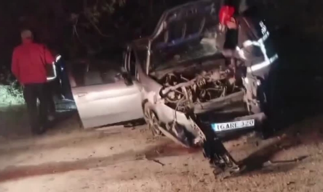 Otomobil İle Motosiklet Çarpıştı:2 Yaralı