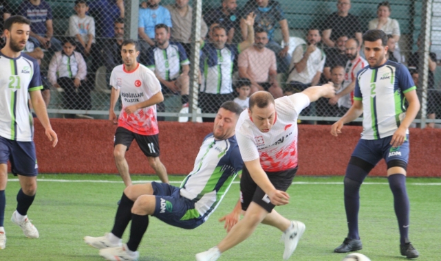 Sanayi Çalışanları Sahada, Heyecan Zirvede!