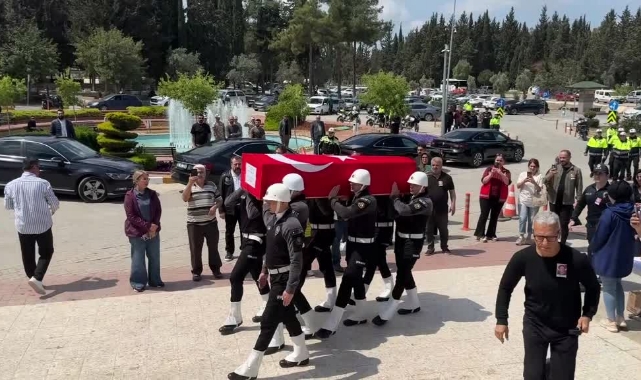 Şehit Polis Esat Koyuncu Adana'da Sonsuzluğa Uğurlandı