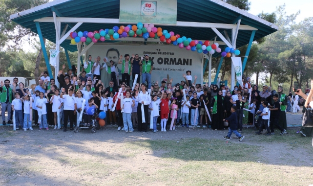 Adana İHH’dan Yetimler İçin Yürek Isıtan Karne Şenliği!