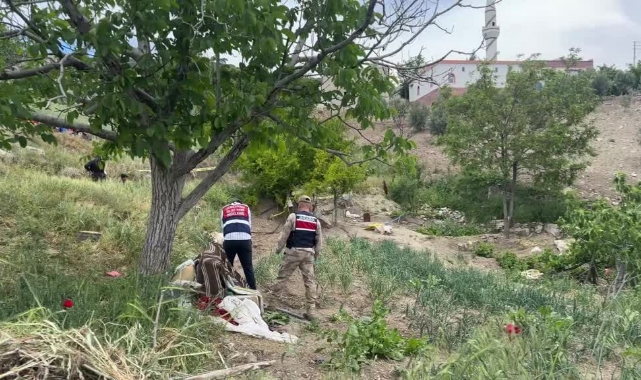 Dengesini Kaybedip Düştüğü Gölette Boğuldu