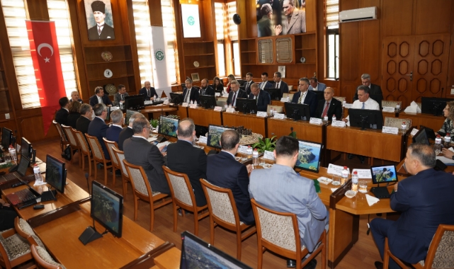 Farklı Bölgelerdeki Hastane Yöneticileri ÇÜ Çalıştayında Bir Araya Geldi