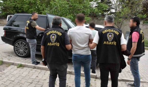 Fuhuş Operasyonu:3 Gözaltı