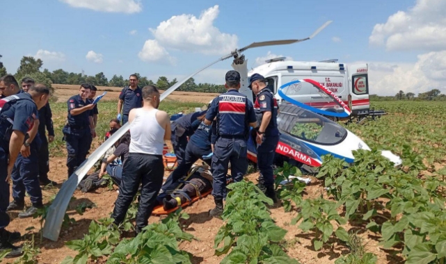 Jandarma Cayrokopteri Araziye Sert İniş Yaptı
