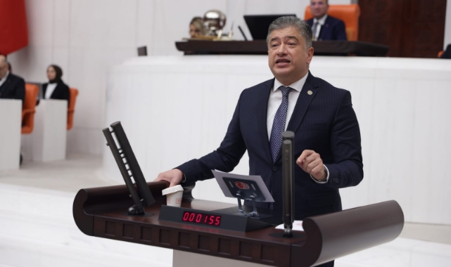 Kısacık'tan ''Torba Kanunu'' Eleştirisi:''TBMM, Külliye'de Hazırlanan Kanunların Noteri Konumundadır''