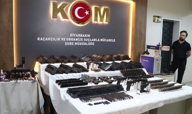 Oyuncak Dükkanı Silah İmalathanesi Çıktı!