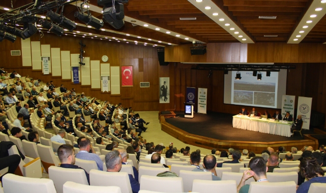 ÇÜ'de Metalik Madenler Sempozyumu Gerçekleştirildi