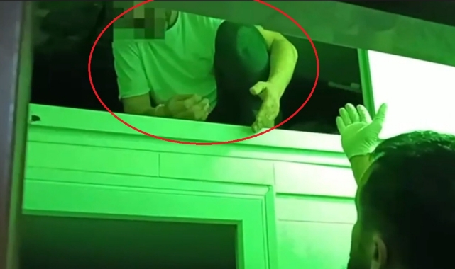 Tavan Arasında Yakalandı!